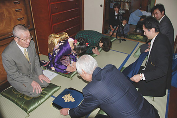 結納